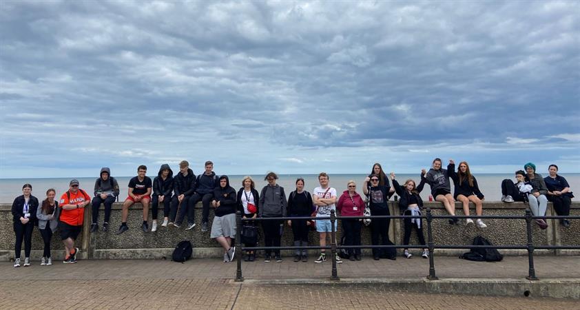 hull_seaside.jpg